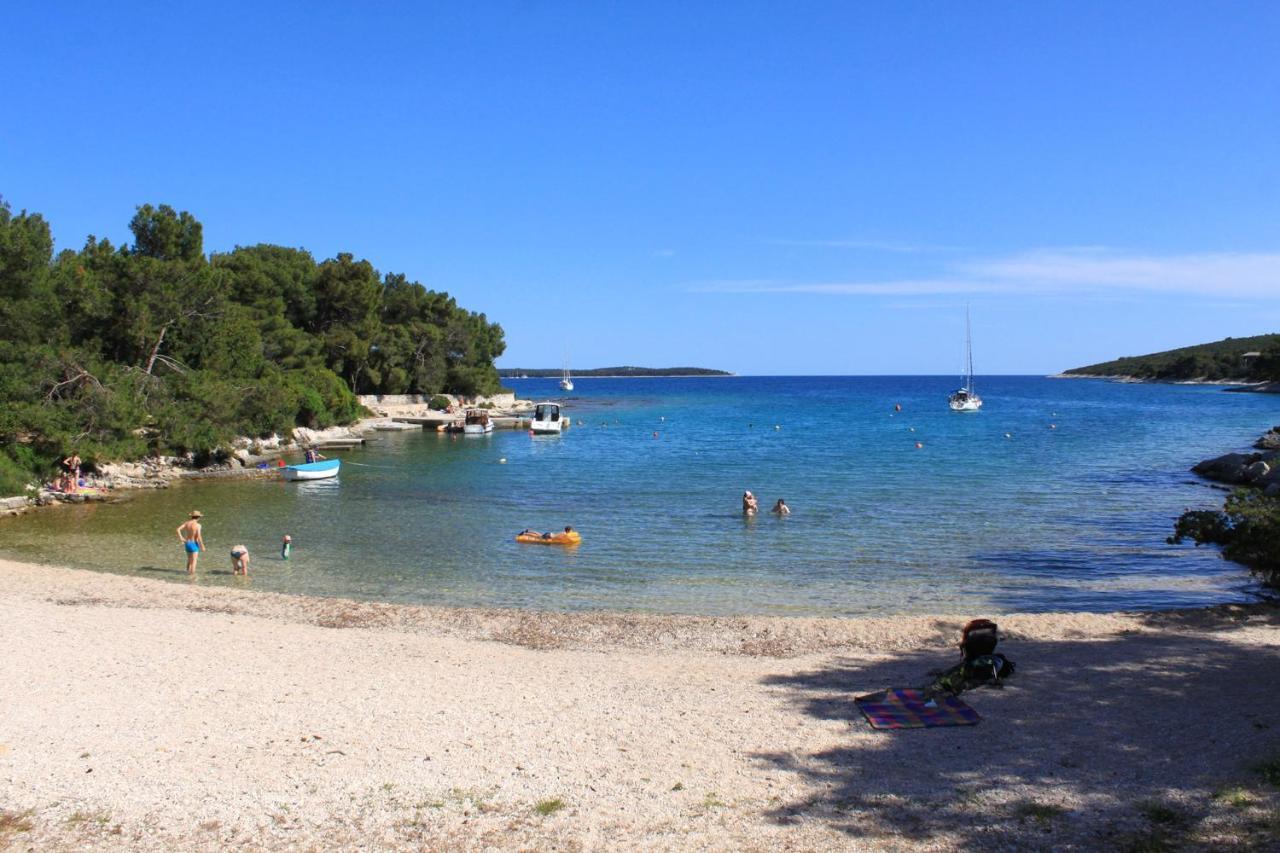 Apartments With A Parking Space Cunski, Losinj - 7867 Buitenkant foto
